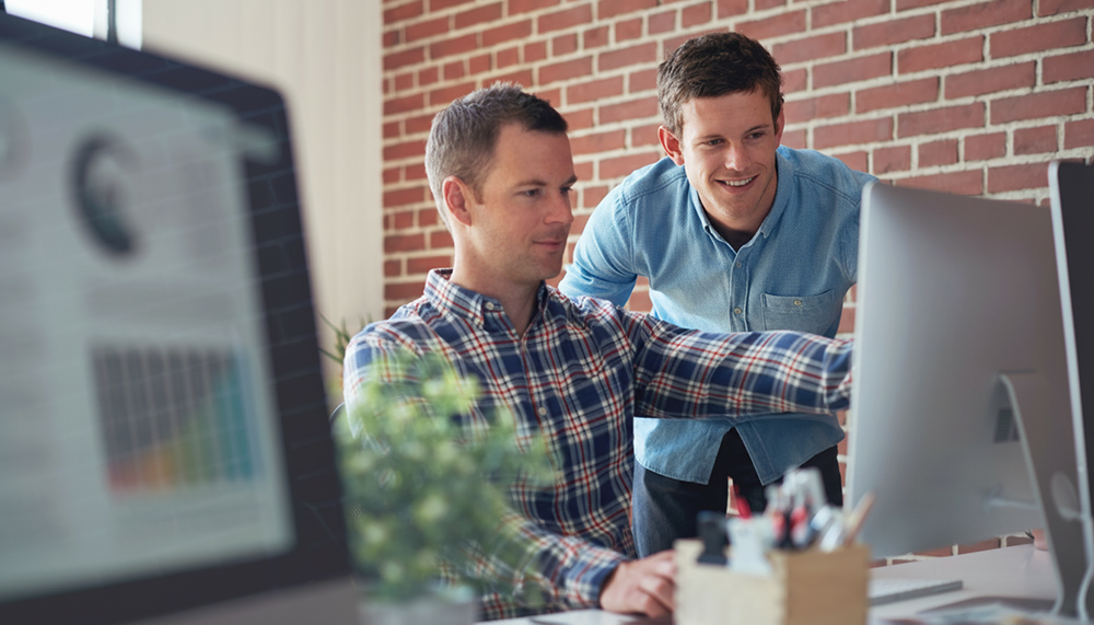 Foto von zwei Webagentur Mitarbeiten